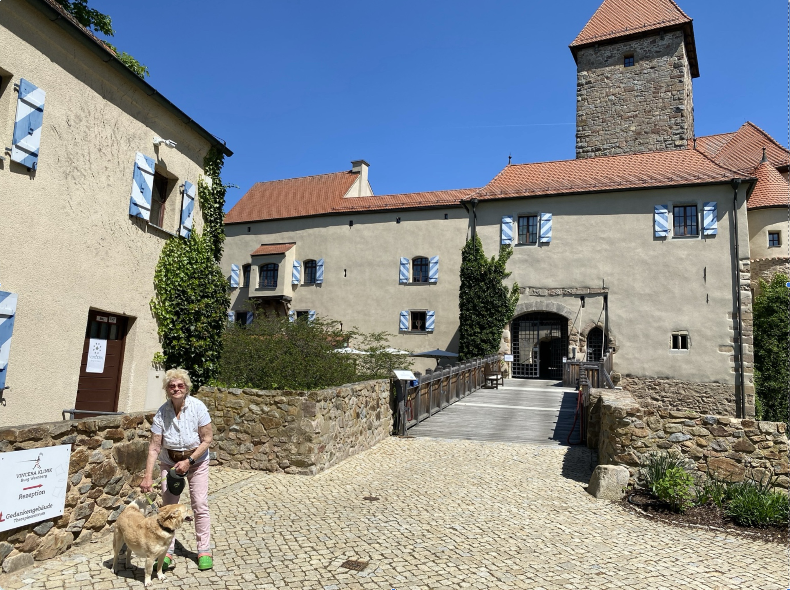 Spazierweg an der Burg